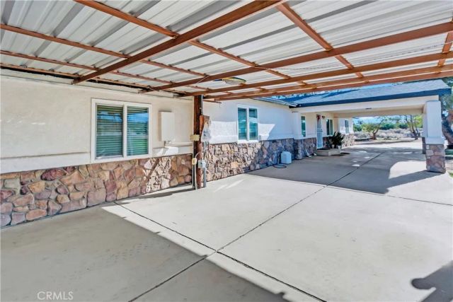 9888 Trinity, Oak Hills, CA 92344