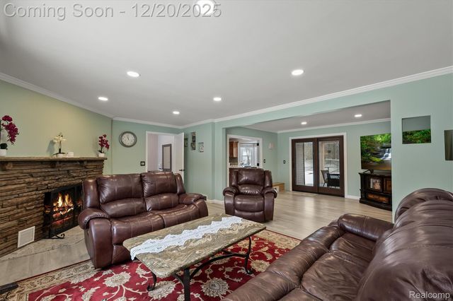 15500 Millar Road, Clinton Charter Township, MI 48036