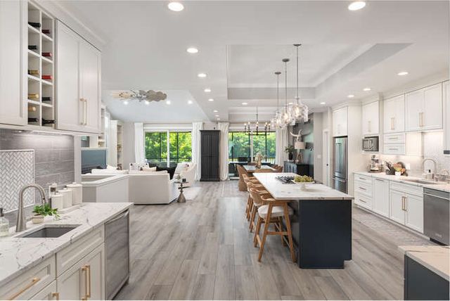 303 Leeward Way, Ottawa, IL 61350