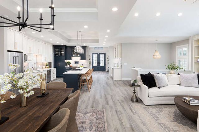 303 Leeward Way, Ottawa, IL 61350