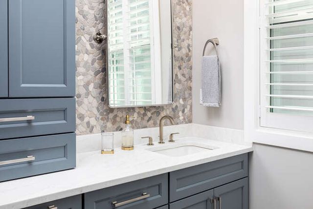 303 Leeward Way, Ottawa, IL 61350