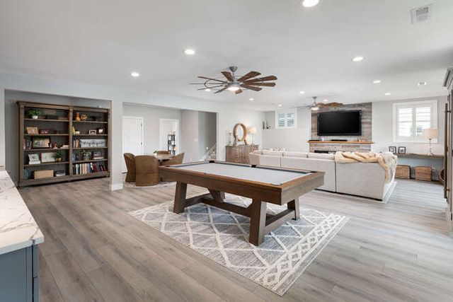 303 Leeward Way, Ottawa, IL 61350