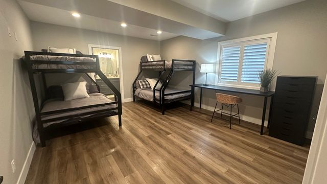 303 Leeward Way, Ottawa, IL 61350