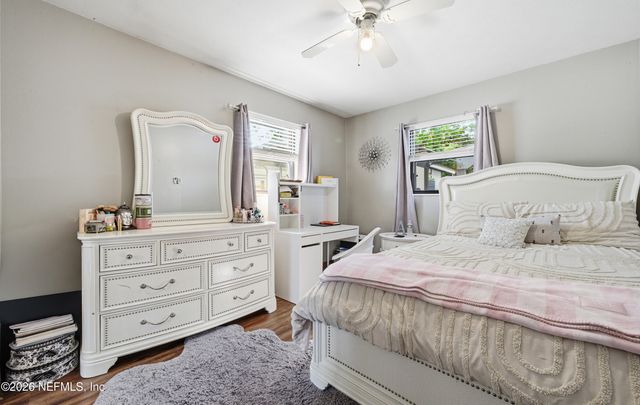 5534 FARGO Drive N, Jacksonville, FL 32207