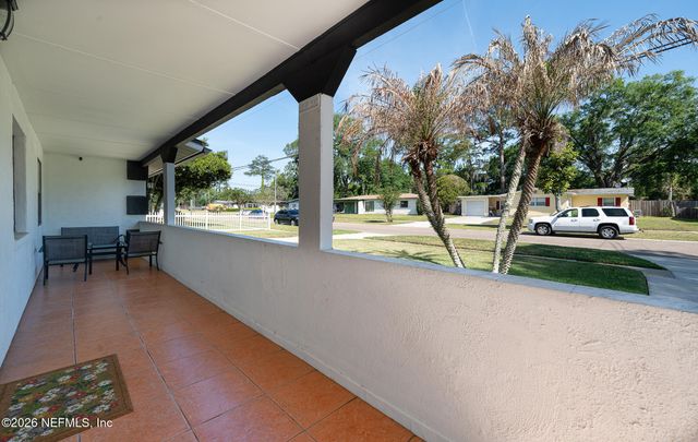 5534 FARGO Drive N, Jacksonville, FL 32207