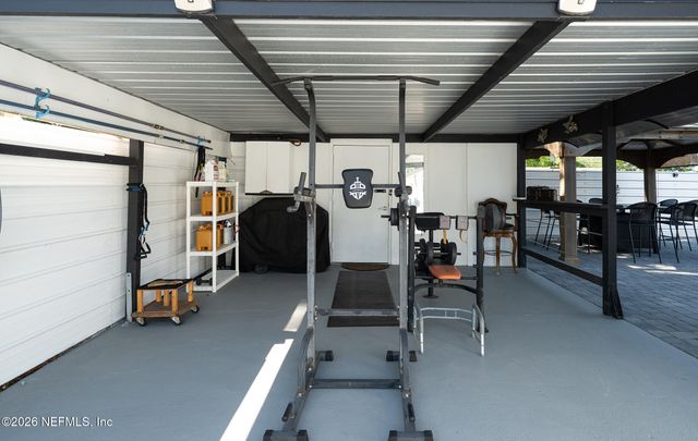 5534 FARGO Drive N, Jacksonville, FL 32207