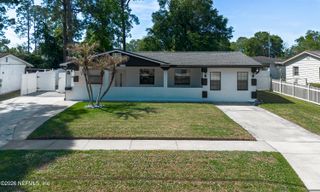 5534 FARGO Drive N, Jacksonville, FL 32207