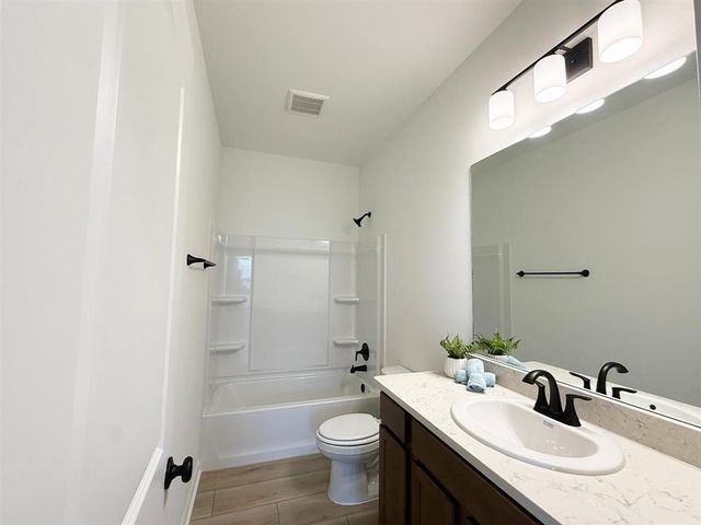 2365 STRICKLAND Court, Lake Charles, LA 70607