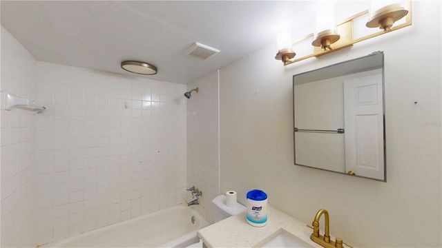 4030 CORTEZ DRIVE B, Tampa, FL 33614