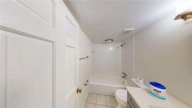 4030 CORTEZ DRIVE B, Tampa, FL 33614
