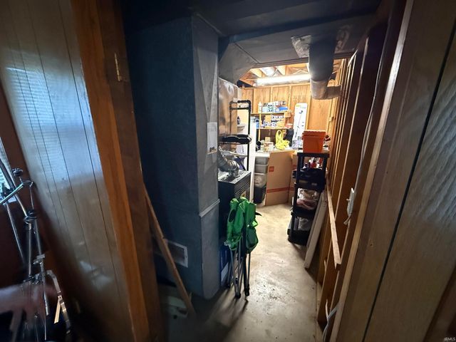 6886 Concord Drive, Newburgh, IN 47630
