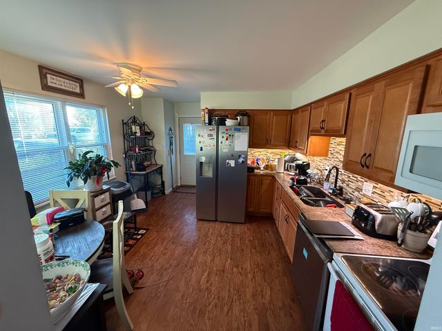 6886 Concord Drive, Newburgh, IN 47630
