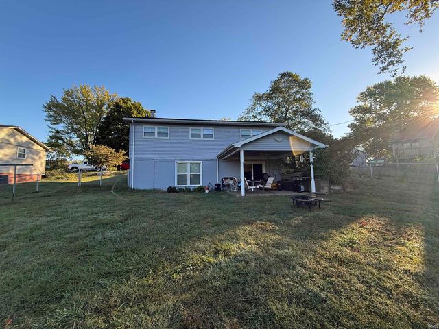 6886 Concord Drive, Newburgh, IN 47630