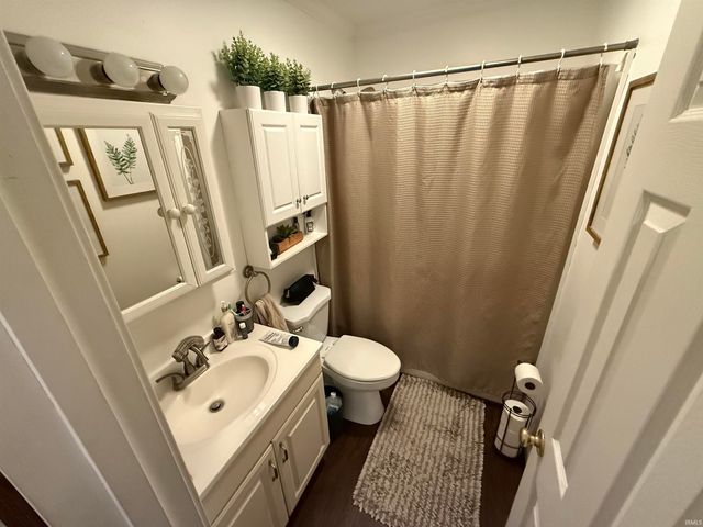 6886 Concord Drive, Newburgh, IN 47630