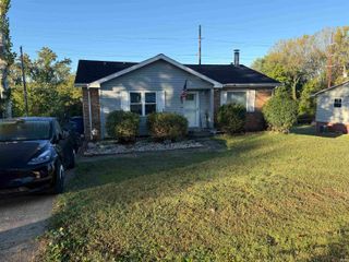 6886 Concord Drive, Newburgh, IN 47630