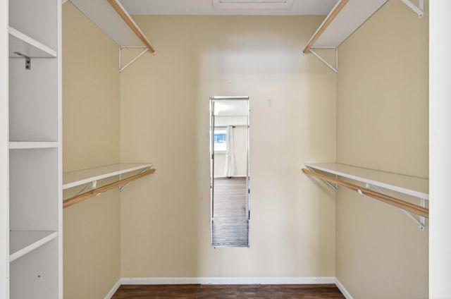 3622 Garden Boulevard N, Oakdale, MN 55128