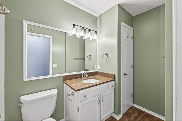 3622 Garden Boulevard N, Oakdale, MN 55128