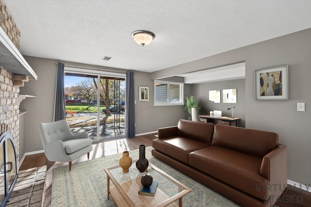 3622 Garden Boulevard N, Oakdale, MN 55128