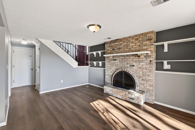 3622 Garden Boulevard N, Oakdale, MN 55128