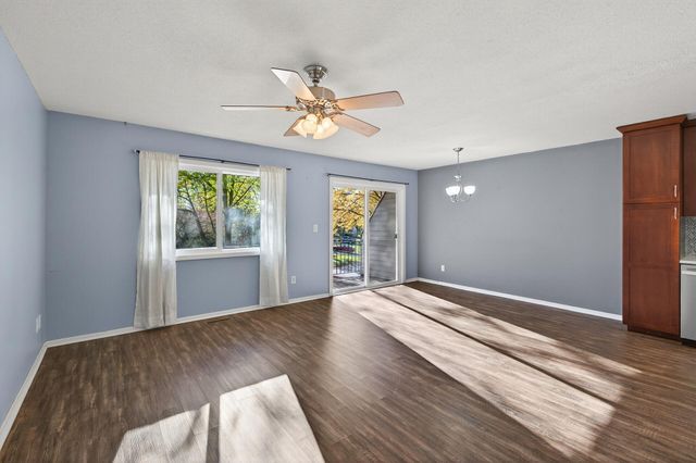 3622 Garden Boulevard N, Oakdale, MN 55128