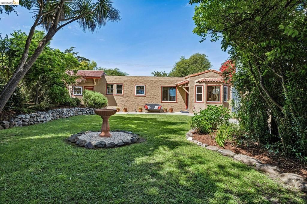 Image 1 of property listing at 5705 Panama Ave, Richmond, CA 94804