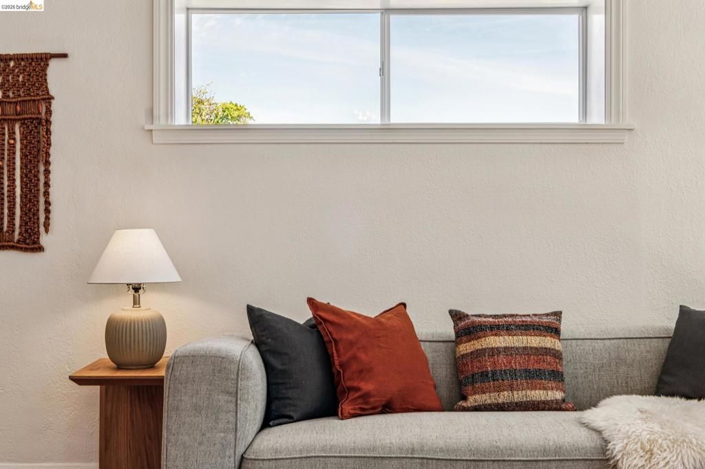 Image 19 of property listing at 5705 Panama Ave, Richmond, CA 94804