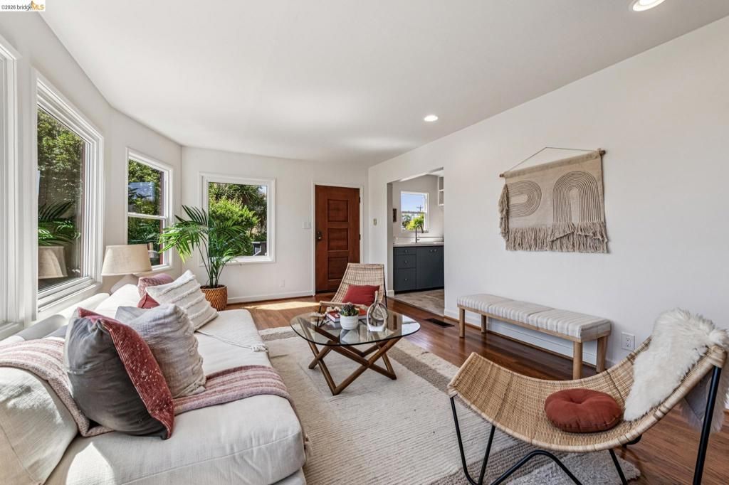 Image 58 of property listing at 5705 Panama Ave, Richmond, CA 94804