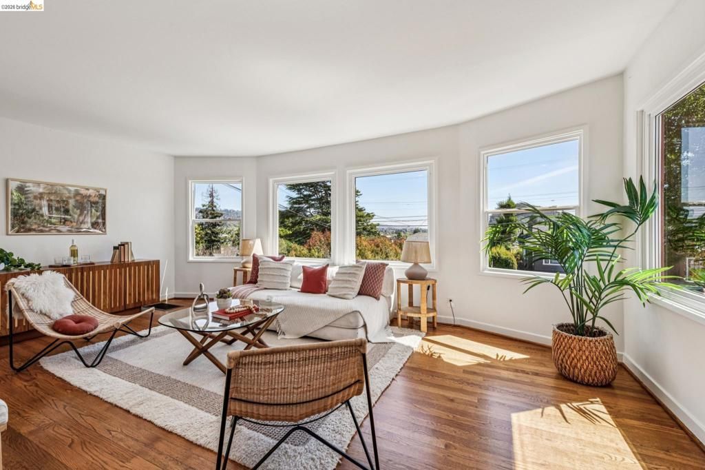 Image 59 of property listing at 5705 Panama Ave, Richmond, CA 94804