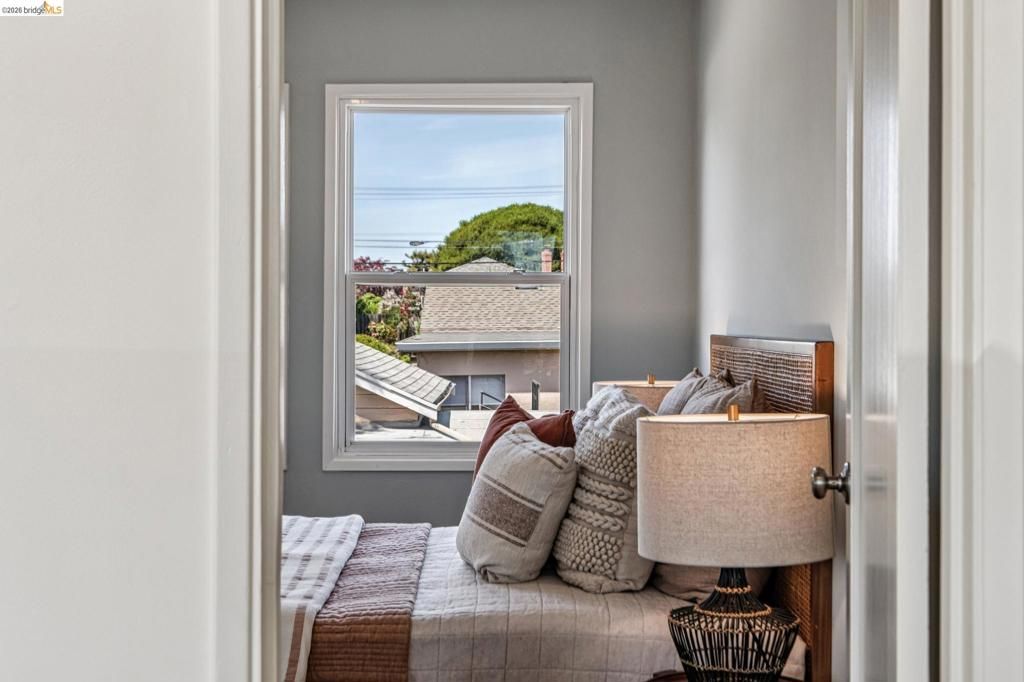 Image 61 of property listing at 5705 Panama Ave, Richmond, CA 94804