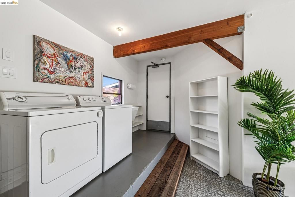 Image 70 of property listing at 5705 Panama Ave, Richmond, CA 94804