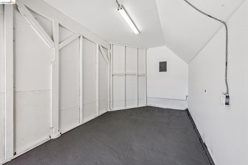 Image 71 of property listing at 5705 Panama Ave, Richmond, CA 94804