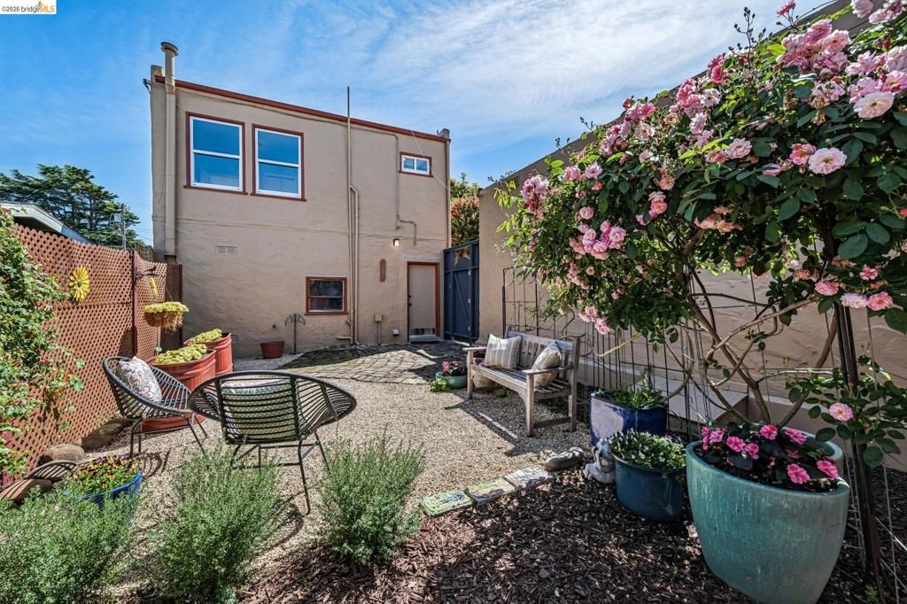 Image 79 of property listing at 5705 Panama Ave, Richmond, CA 94804