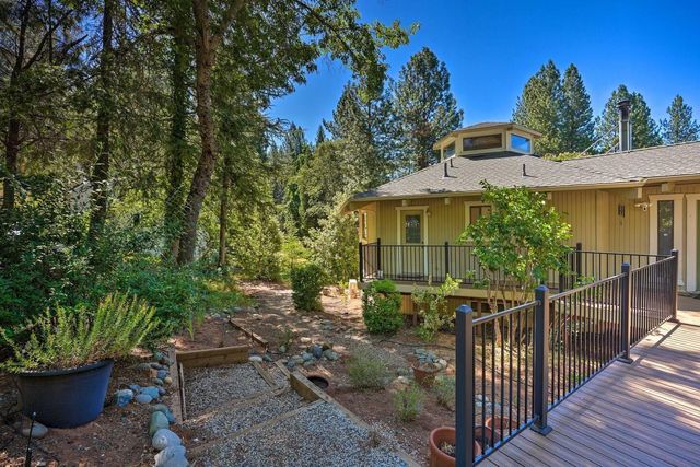 1870 Cable Rd, Camino, CA 95709