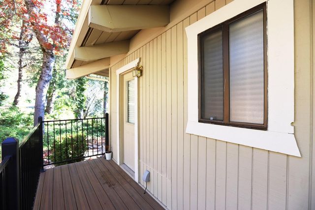 1870 Cable Rd, Camino, CA 95709