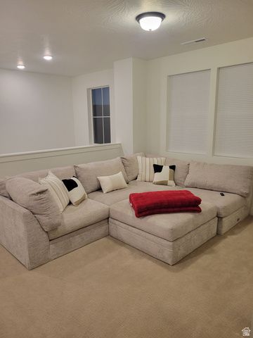 663 W GREEN MOUNTAIN DR, St. George, UT 84790