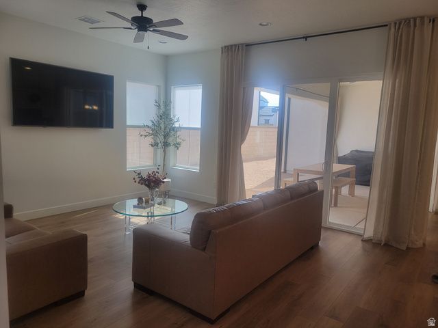 663 W GREEN MOUNTAIN DR, St. George, UT 84790