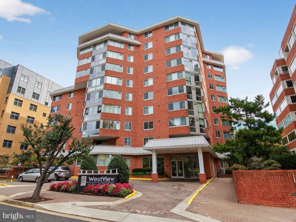 1001 N VERMONT ST #102, Arlington, VA 22201