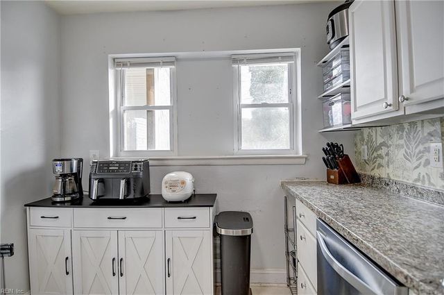 2913 David AVE, Norfolk, VA 23518