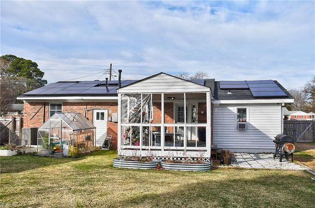 2913 David AVE, Norfolk, VA 23518