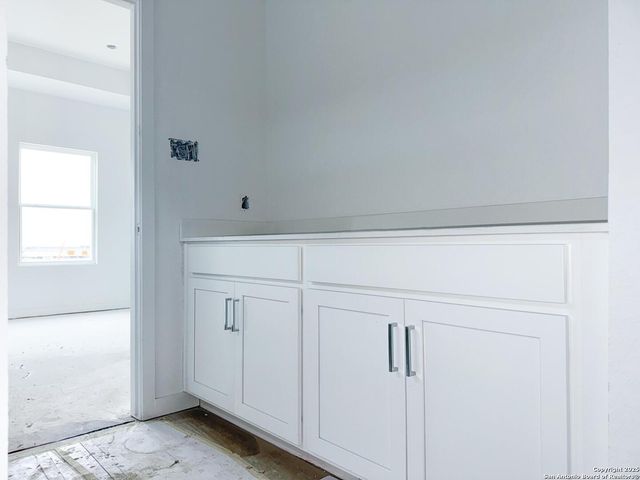 1417 Burrs Ferry Ct, Seguin, TX 78155