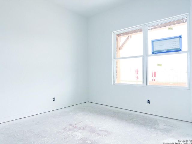 1417 Burrs Ferry Ct, Seguin, TX 78155