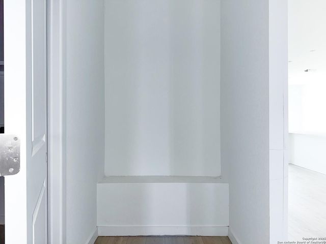 1417 Burrs Ferry Ct, Seguin, TX 78155