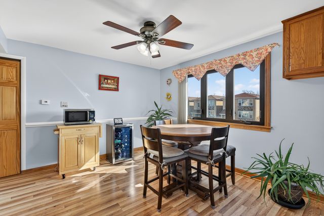 6056 S Keating Avenue 2E, Chicago, IL 60629