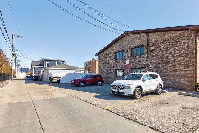 6056 S Keating Avenue 2E, Chicago, IL 60629