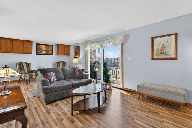 6056 S Keating Avenue 2E, Chicago, IL 60629