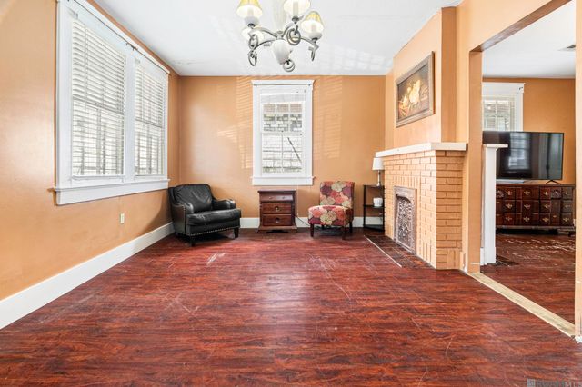 3018 Fern St, New Orleans, LA 70125