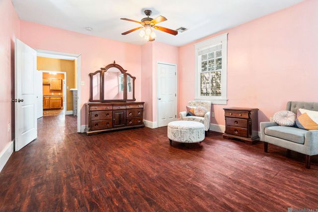 3018 Fern St, New Orleans, LA 70125