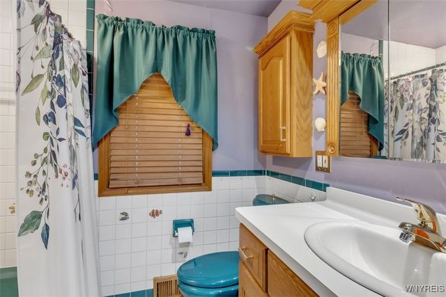 81 Fuller Avenue, Tonawanda, NY 14150