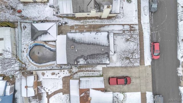 81 Fuller Avenue, Tonawanda, NY 14150