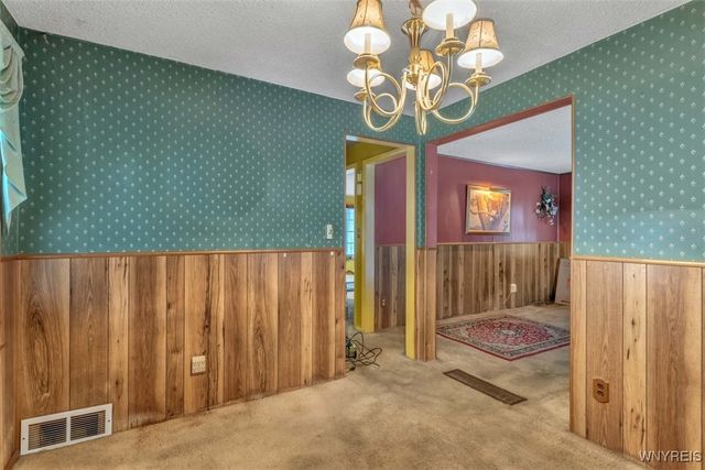 81 Fuller Avenue, Tonawanda, NY 14150